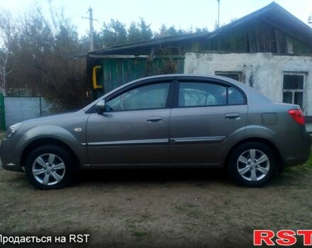 Серый Киа Рио, объемом двигателя 1.4 л и пробегом 200 тыс. км за 5200 $, фото 7 на Automoto.ua