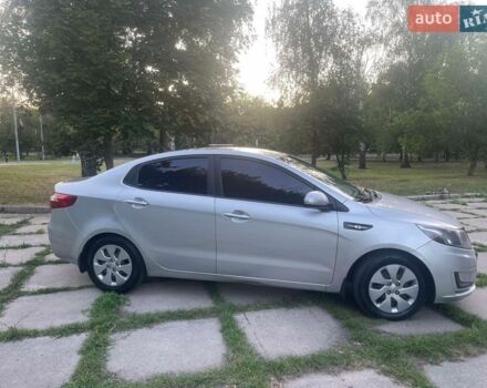 Сірий Кіа Ріо, об'ємом двигуна 1.4 л та пробігом 172 тис. км за 5600 $, фото 4 на Automoto.ua