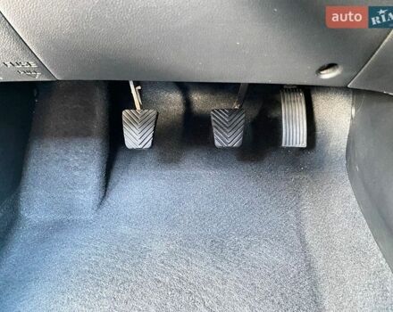 Сірий Кіа Ріо, об'ємом двигуна 1.4 л та пробігом 94 тис. км за 7600 $, фото 20 на Automoto.ua