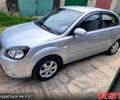 Серый Киа Рио, объемом двигателя 1.4 л и пробегом 174 тыс. км за 6000 $, фото 3 на Automoto.ua