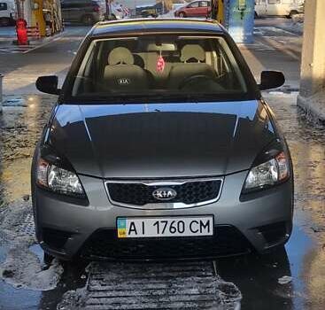 Сірий Кіа Ріо, об'ємом двигуна 1.4 л та пробігом 147 тис. км за 5500 $, фото 28 на Automoto.ua