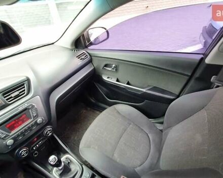 Серый Киа Рио, объемом двигателя 1.6 л и пробегом 190 тыс. км за 7824 $, фото 7 на Automoto.ua