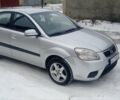 Сірий Кіа Ріо, об'ємом двигуна 1.4 л та пробігом 192 тис. км за 3900 $, фото 2 на Automoto.ua