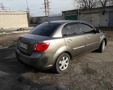 Серый Киа Рио, объемом двигателя 1.4 л и пробегом 153 тыс. км за 5500 $, фото 2 на Automoto.ua
