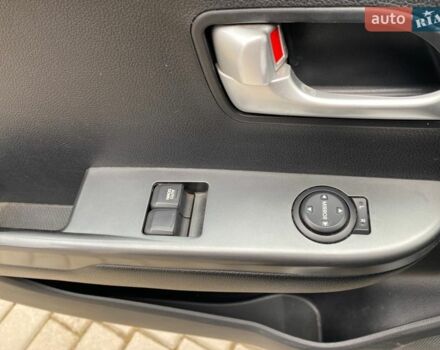 Серый Киа Рио, объемом двигателя 1.4 л и пробегом 94 тыс. км за 8100 $, фото 20 на Automoto.ua