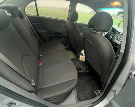 Сірий Кіа Ріо, об'ємом двигуна 1.4 л та пробігом 169 тис. км за 5000 $, фото 10 на Automoto.ua