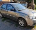 Сірий Кіа Ріо, об'ємом двигуна 1.4 л та пробігом 160 тис. км за 4800 $, фото 4 на Automoto.ua