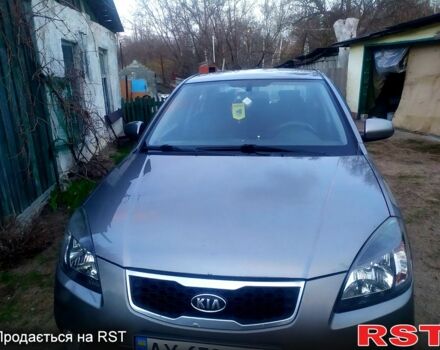 Серый Киа Рио, объемом двигателя 1.4 л и пробегом 200 тыс. км за 5200 $, фото 9 на Automoto.ua