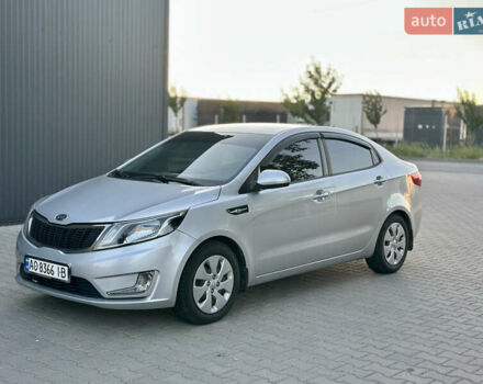 Серый Киа Рио, объемом двигателя 1.4 л и пробегом 178 тыс. км за 5600 $, фото 1 на Automoto.ua