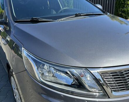 Серый Киа Рио, объемом двигателя 1.6 л и пробегом 101 тыс. км за 9900 $, фото 7 на Automoto.ua