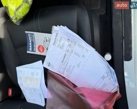 Сірий Кіа Ріо, об'ємом двигуна 1.4 л та пробігом 170 тис. км за 5510 $, фото 4 на Automoto.ua