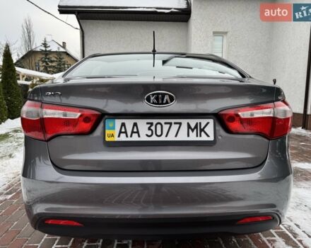 Серый Киа Рио, объемом двигателя 1.4 л и пробегом 82 тыс. км за 9200 $, фото 5 на Automoto.ua