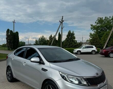 Сірий Кіа Ріо, об'ємом двигуна 1.59 л та пробігом 161 тис. км за 7999 $, фото 7 на Automoto.ua