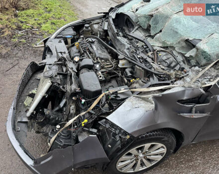 Серый Киа Рио, объемом двигателя 1.4 л и пробегом 250 тыс. км за 1950 $, фото 35 на Automoto.ua