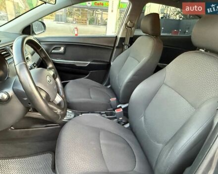 Серый Киа Рио, объемом двигателя 1.4 л и пробегом 147 тыс. км за 8550 $, фото 16 на Automoto.ua