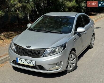 Сірий Кіа Ріо, об'ємом двигуна 1.4 л та пробігом 94 тис. км за 8799 $, фото 4 на Automoto.ua