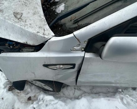 Сірий Кіа Ріо, об'ємом двигуна 1.4 л та пробігом 170 тис. км за 2000 $, фото 1 на Automoto.ua