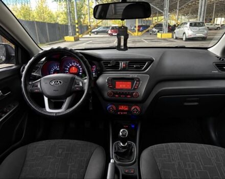 Сірий Кіа Ріо, об'ємом двигуна 1.6 л та пробігом 177 тис. км за 6696 $, фото 14 на Automoto.ua