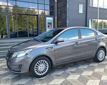 Серый Киа Рио, объемом двигателя 1.4 л и пробегом 131 тыс. км за 7900 $, фото 3 на Automoto.ua