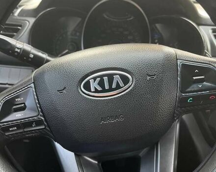 Серый Киа Рио, объемом двигателя 1.4 л и пробегом 190 тыс. км за 7000 $, фото 21 на Automoto.ua