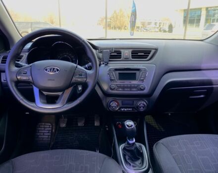 Серый Киа Рио, объемом двигателя 1.6 л и пробегом 181 тыс. км за 8499 $, фото 7 на Automoto.ua