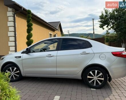 Сірий Кіа Ріо, об'ємом двигуна 1.6 л та пробігом 185 тис. км за 7650 $, фото 9 на Automoto.ua
