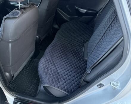 Сірий Кіа Ріо, об'ємом двигуна 1.4 л та пробігом 183 тис. км за 6300 $, фото 10 на Automoto.ua