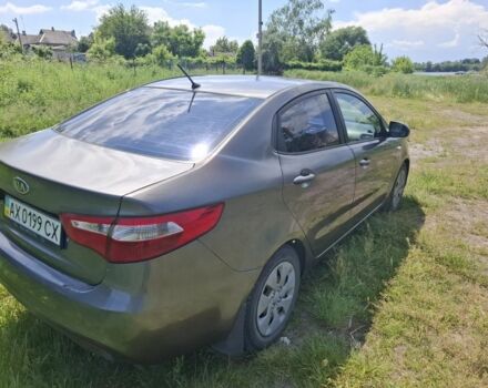 Сірий Кіа Ріо, об'ємом двигуна 1.4 л та пробігом 235 тис. км за 5800 $, фото 5 на Automoto.ua