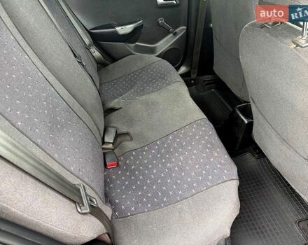 Серый Киа Рио, объемом двигателя 1.4 л и пробегом 168 тыс. км за 6300 $, фото 11 на Automoto.ua