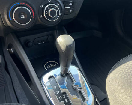 Серый Киа Рио, объемом двигателя 1.6 л и пробегом 101 тыс. км за 9900 $, фото 14 на Automoto.ua