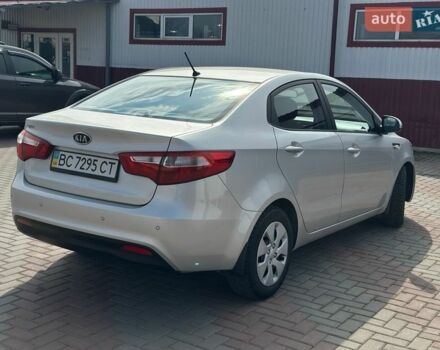 Сірий Кіа Ріо, об'ємом двигуна 1.6 л та пробігом 128 тис. км за 9350 $, фото 4 на Automoto.ua
