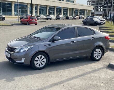 Серый Киа Рио, объемом двигателя 1.6 л и пробегом 184 тыс. км за 7999 $, фото 2 на Automoto.ua