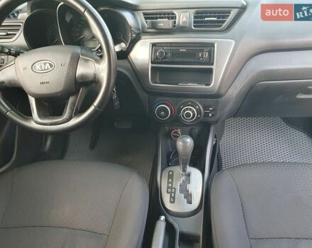 Сірий Кіа Ріо, об'ємом двигуна 1.4 л та пробігом 147 тис. км за 7400 $, фото 8 на Automoto.ua