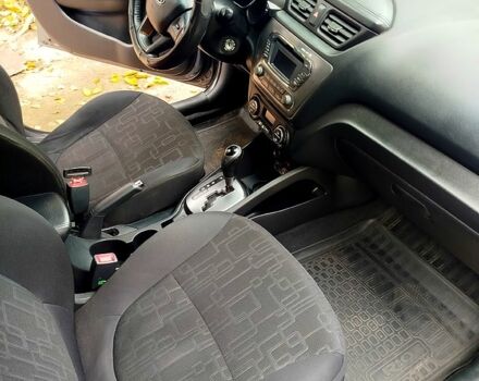 Серый Киа Рио, объемом двигателя 1.6 л и пробегом 189 тыс. км за 7299 $, фото 9 на Automoto.ua