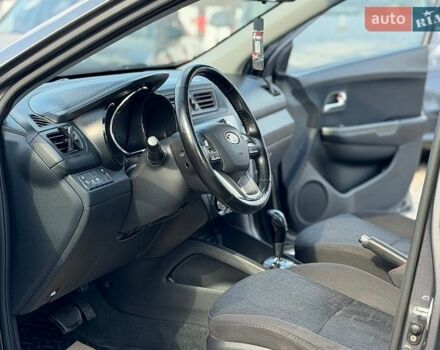 Сірий Кіа Ріо, об'ємом двигуна 1.6 л та пробігом 162 тис. км за 7000 $, фото 14 на Automoto.ua