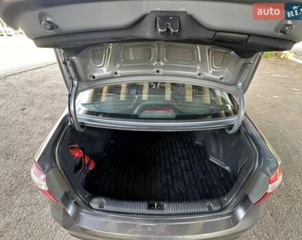 Сірий Кіа Ріо, об'ємом двигуна 1.6 л та пробігом 106 тис. км за 8600 $, фото 8 на Automoto.ua