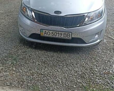 Серый Киа Рио, объемом двигателя 1.59 л и пробегом 300 тыс. км за 2200 $, фото 2 на Automoto.ua