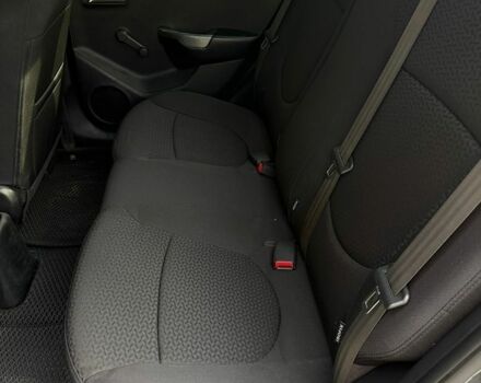 Сірий Кіа Ріо, об'ємом двигуна 1.4 л та пробігом 220 тис. км за 6700 $, фото 12 на Automoto.ua
