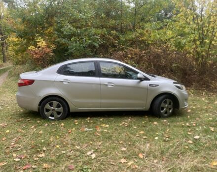 Серый Киа Рио, объемом двигателя 1.4 л и пробегом 224 тыс. км за 5301 $, фото 1 на Automoto.ua