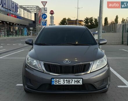 Сірий Кіа Ріо, об'ємом двигуна 1.4 л та пробігом 170 тис. км за 5500 $, фото 5 на Automoto.ua