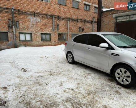 Серый Киа Рио, объемом двигателя 1.4 л и пробегом 130 тыс. км за 7500 $, фото 2 на Automoto.ua