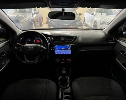 Серый Киа Рио, объемом двигателя 1.6 л и пробегом 230 тыс. км за 6900 $, фото 10 на Automoto.ua