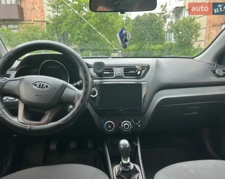 Серый Киа Рио, объемом двигателя 1.4 л и пробегом 144 тыс. км за 6999 $, фото 10 на Automoto.ua