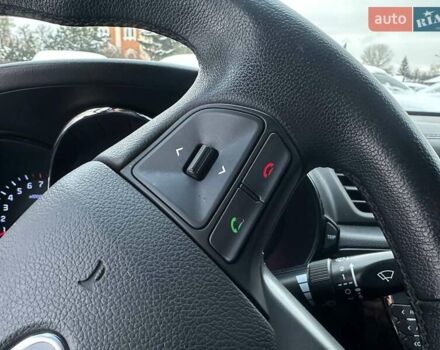 Сірий Кіа Ріо, об'ємом двигуна 1.59 л та пробігом 98 тис. км за 10900 $, фото 26 на Automoto.ua