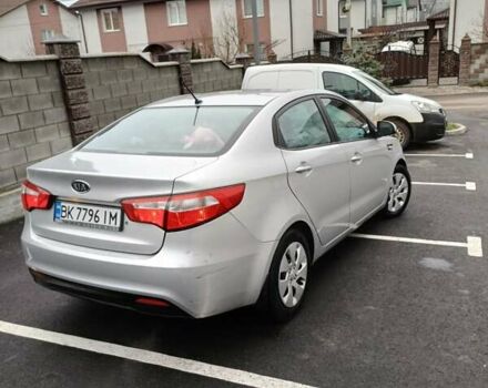 Серый Киа Рио, объемом двигателя 1.4 л и пробегом 155 тыс. км за 5600 $, фото 3 на Automoto.ua