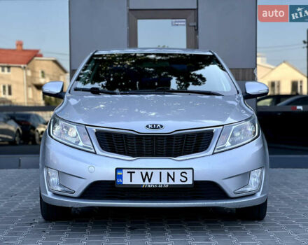 Серый Киа Рио, объемом двигателя 1.4 л и пробегом 217 тыс. км за 8900 $, фото 1 на Automoto.ua