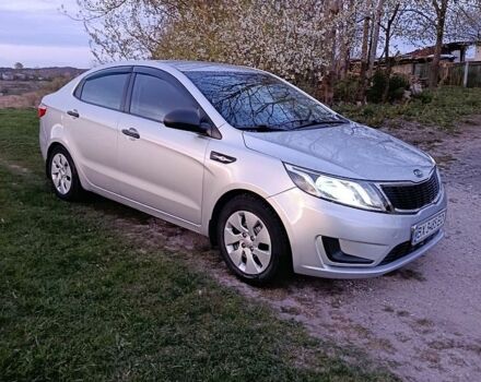 Серый Киа Рио, объемом двигателя 1.4 л и пробегом 224 тыс. км за 6000 $, фото 5 на Automoto.ua