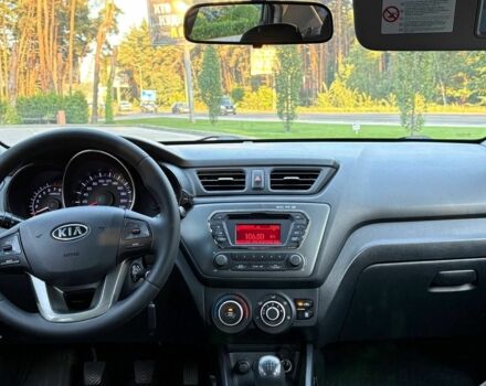 Серый Киа Рио, объемом двигателя 1.4 л и пробегом 126 тыс. км за 8013 $, фото 7 на Automoto.ua