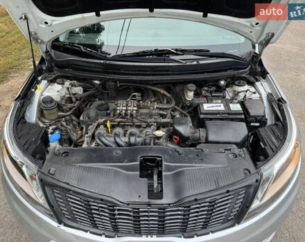 Сірий Кіа Ріо, об'ємом двигуна 1.6 л та пробігом 95 тис. км за 5700 $, фото 16 на Automoto.ua