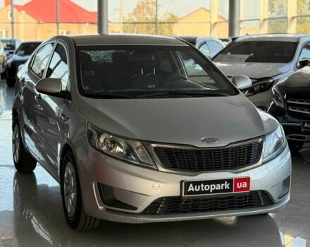 Серый Киа Рио, объемом двигателя 1.4 л и пробегом 200 тыс. км за 6840 $, фото 2 на Automoto.ua